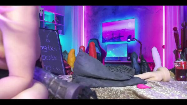 Play hardcore scene of : Siswet Anal Training with Dildo and Vibrator Solo Masturbation