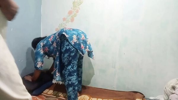Enjoy watching the complete movie titled : Desi hijabi Shahnaazz fuck training - deep throat and doggy style sex in Hindi