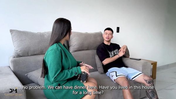 Enjoy watching the uncensored scene named : Dinner Date Turns Into Blowjob - Carla Morelli Sucks Big Cock in Spanish