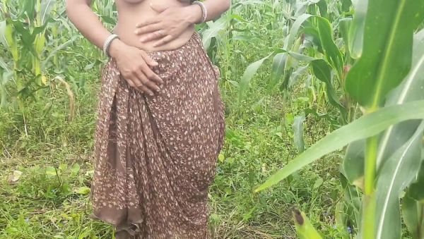 Stream this hardcore clip of : Desi village Bhabhi Sukunmi outdoor sex with devar in jungle - public nudity & doggy style