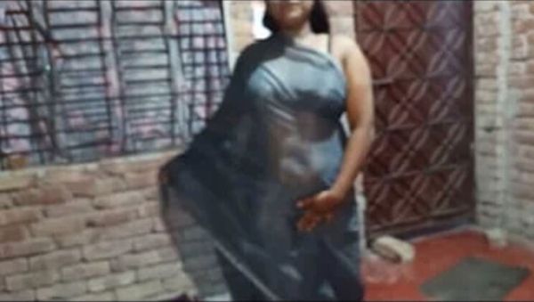 Play the uncensored clip : Desi Wife Skakoi Slow Saree Strip Tease Homemade Bengali Bhabhi