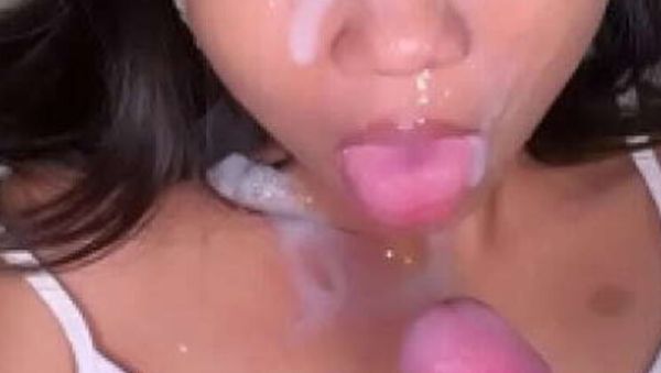 Play this hardcore video named : Thai teen 18yo gets hard fuck by white foreigner with big dick and facial cumshot