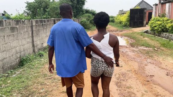 Stream the uncensored video of : Itxqueen Gets Fucked by Jackson - Outdoor Doggy Style with Big Ass BBC