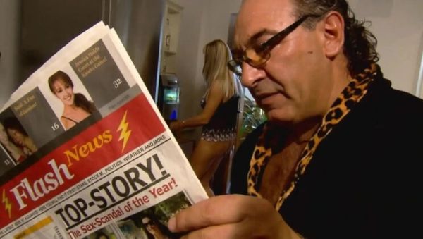 Play complete video : Blonde MILF Winnie Takes Huge Cock in Mouth and Pussy - Roberto Malone Fucks Granny Deep