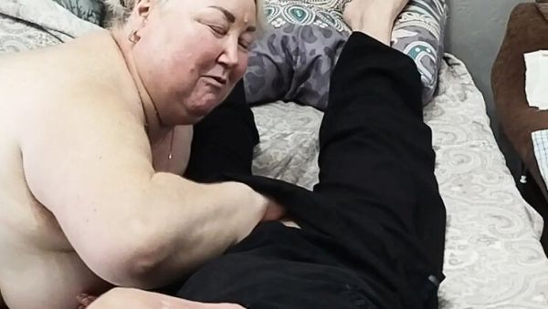 Enjoy watching uncut clip called : MILF stepmom deep throat blowjob and cumshot swallowed in homemade HD video