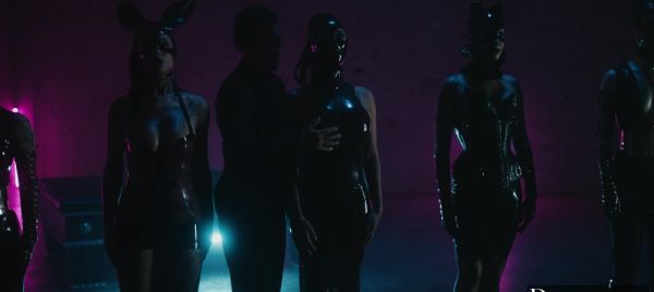 Enjoy watching this hardcore movie : Small Hands and Joanna Angel share a steamy, latex-wearing threesome with Evelyn Claire.