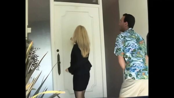 Stream uncut video called : Queen Robin Pachino Rides Dino Bravo's Big Cock Hard - Sensual Blowjob & Cumshot in HD