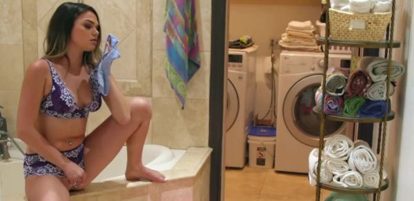 Watch the full scene called : Teen having 3some with lesbian stepmoms