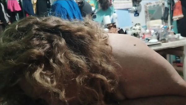 Play this complete clip named : Amateur Latina Mom Gives Blowjob - Homemade MILF Video in Spanish