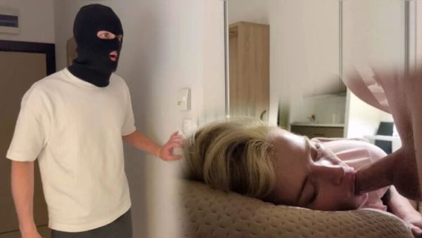 Play uncensored video : Blonde VladaMais Wakes Me Up With Morning Blowjob & Cumshot