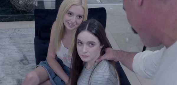 Stream the full movie : I have the best stepdaddy in the world