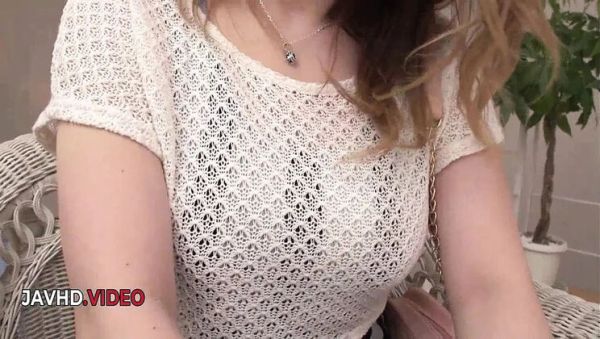 Stream this HD scene named : Hot busty Japanese MILF Suzuna Komiya gets a deep Asian creampie after hardcore fucking