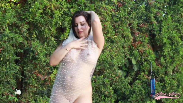 Enjoy watching uncensored clip : Get Creampied By Bbc For The Contract الينا انجل الكحبه ونست الفحل حتى يوقع العقد With Alina Angel And Alex Jones