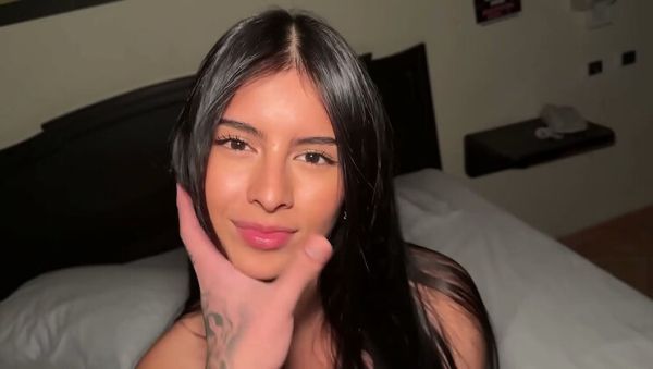 Play full clip : Sexy Colombian Gets Fucked Hard by Her Boss – Amazing Facial!