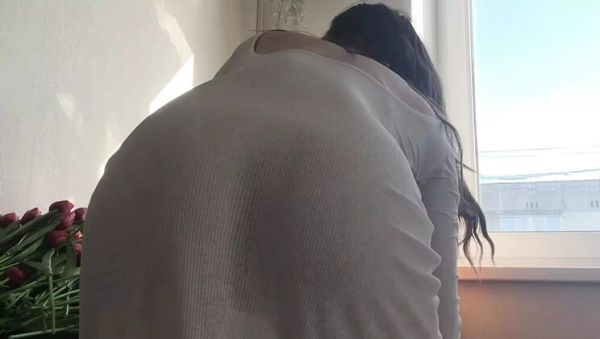 Play this hardcore video of : Skinny Russian Cleaning Lady In Transparent Dress - Sexy Feet & Perfect Body Fetish HD