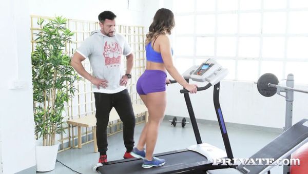 Play this complete video of : Briana Banderas Hot Latina Gym Sex - Big Ass Fitness Fuck & Cumshot