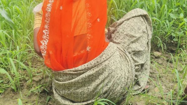 Stream complete video named : Desi Bhabhi Fingered and Squirting in Jungle Sex with Devar on Farm