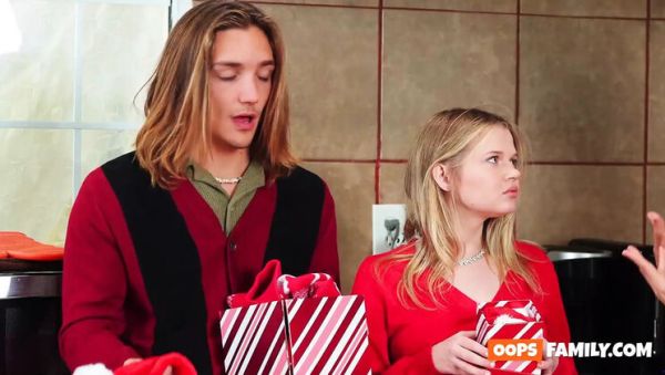 Watch hardcore clip named : Horny Christmas Orgy with Family! Penny Barber & Coco Lovelock in Hardcore Teen Fuck