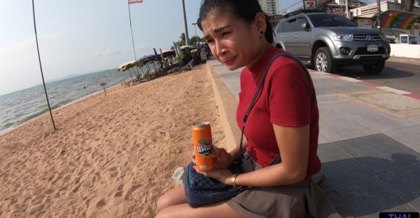 Enjoy watching this HD video named : Thai amateur babe rubs her phony juggs in HD POV while getting a steamy handjob on the bed