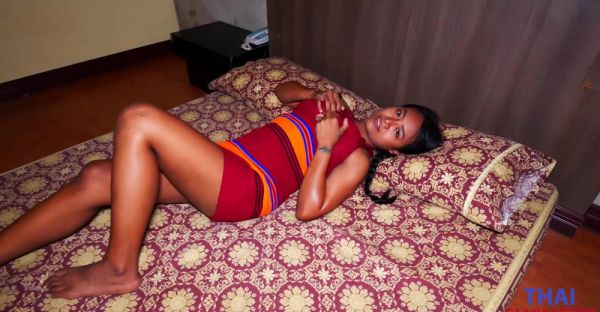Play complete video of : Amateur Thai babe indulges in a wild interracial orgy