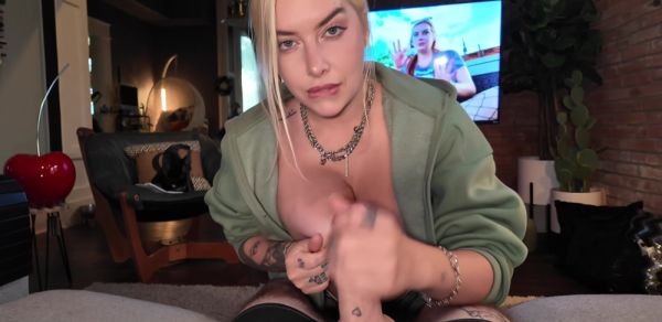 Watch this complete clip titled : Roommate Forbidden Blowjob - Cubbi Thompson