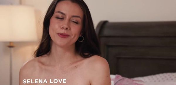 Play uncut scene of : Selena Love And Jade Valentine 3Way