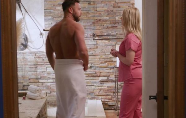 Watch HD clip titled : Client Seth Gets Incredible Massage