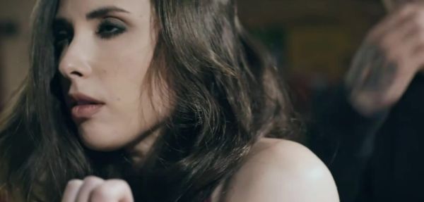 Stream this HD video : Youre looking for an excuse to touch me , episod 2