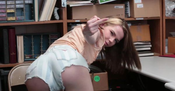 Watch the HD movie called : Alina's t*** titties bounce as Ryan pounds her from behind at the local shortie shop