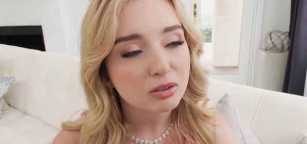 Watch the full movie named : Petite college babe fucked then creampied by sugardaddy