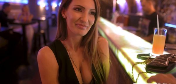 Play the hardcore clip : Natalie Grace - A crazy night out with Natalie.