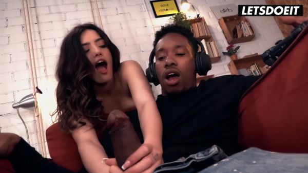 Watch uncensored scene named : Sloppy Interracial Blowjob... She Gags On Every Inch Then Shoves It Back - Gamer Girl, Jesus Reyes And Penelope Cross