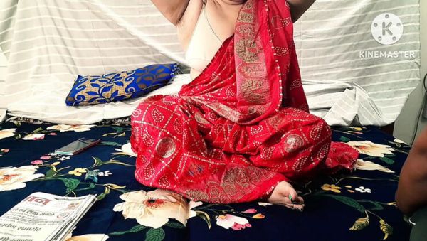 Enjoy watching this uncut clip called : Indian Bhabhi Fucked by Friend in Hindi Audio – Desi Role Play