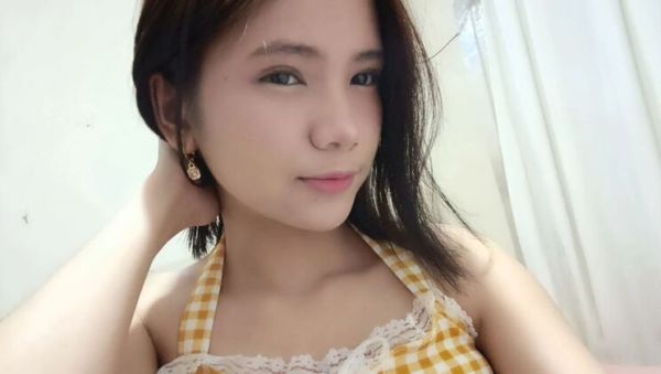 Stream uncut clip called : Stepsister Shares Bed With Stepbrother and They Bond So Hard