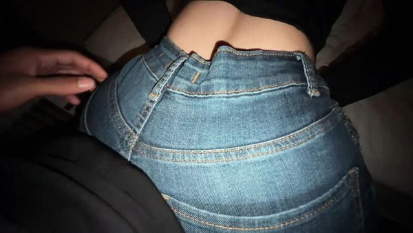 Stream this hardcore movie titled : 19yo Teen Dry Humps Roommate's Huge Ass in Tight Jeans