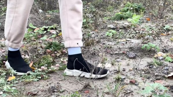 Enjoy watching complete movie titled : Amateur HannahKim Takes a Sloppy Street Blowjob and Swallows Every Drop