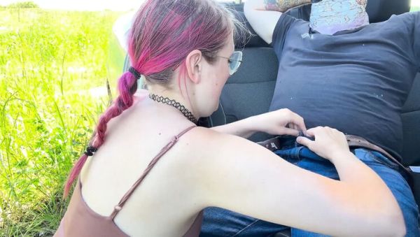 Enjoy watching the complete clip called : LeaLove Risky Outdoor Fuck at the Forest Edge – Deepthroat in Car & Hard Public Sex
