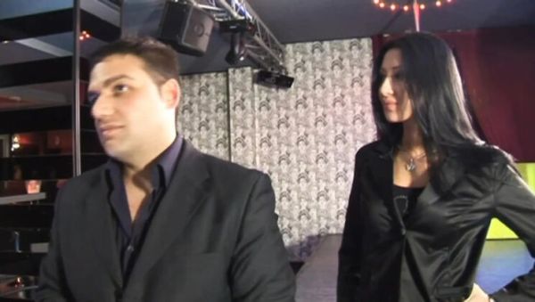 Stream uncensored movie called : Wife Gets Fucked by Two Guys for a Favor and Squirts All Over