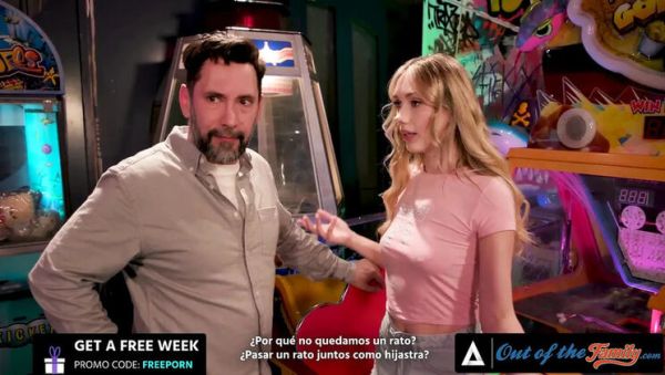 Play the hardcore video : Sky Pierce Deepthroats Stepdad Before Doggystyle - Step Family Sex With Spanish Subs