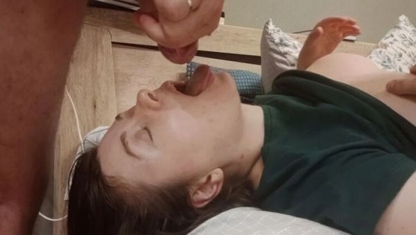 Play the complete scene : Annette Swallow Kisses After Huge Cumshot