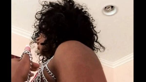 View complete video : Ebony Queen Takes It In The Ass