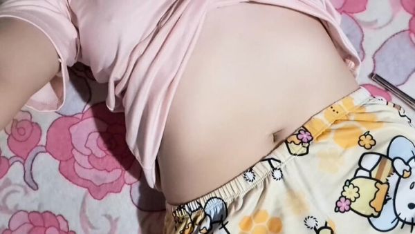 Play HD scene titled : Daddy, watch me touch my wet pussy just for you