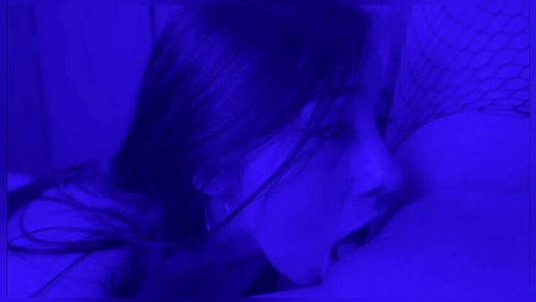 Stream uncut video of : Sweetkimmi's Fetish Lesbian Strangers Have an Intense Missionary with a Fat Ass