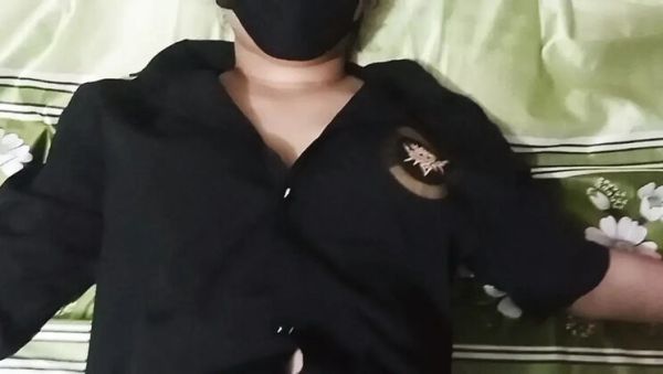 Stream HD scene named : Amateur Bangladeshi Couple's Romantic First Time POV Titty Fuck