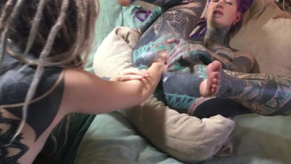 Enjoy watching the HD scene of : Dreadlocked & Tatted Lesbians Fist Each Other's Tight Holes