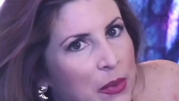 Enjoy watching the complete clip of : 90s Porn Stars Take a Massive Crazy Blow Bang