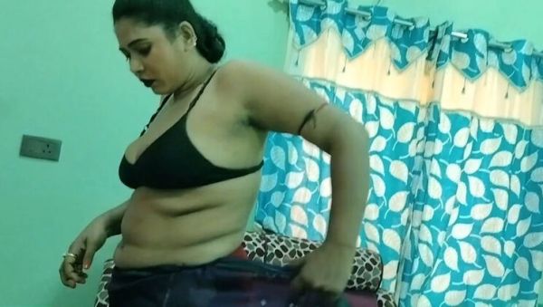 View the uncensored video : Puja Sarkar's Big Tits Bhabhi Gets a Face Fuck Massage in HD