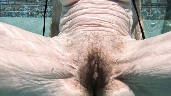 View full scene of : Hairy Amateur Pool Fucking & Outdoor Shower in Slow Motion