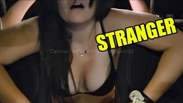 View hardcore video of : Catrine Croissant Fucks a Stranger in the Front Seat – Met at Bar 5 Min Ago