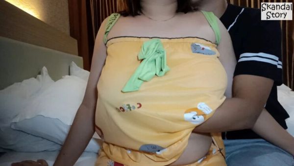 Stream uncensored scene named : Lucky Step Son Fucks His Sexy Asian Stepmom